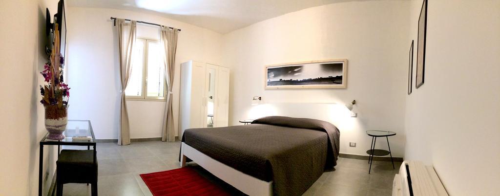 Le Signorine Bed & Breakfast กาวาดาลิกา ห้อง รูปภาพ