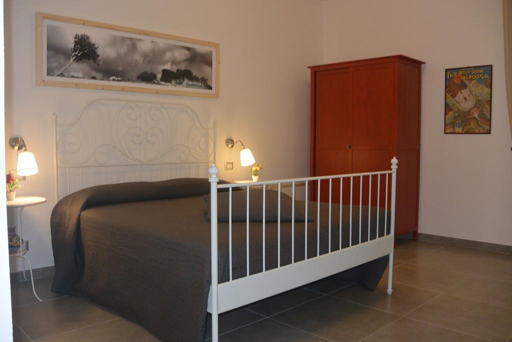 Le Signorine Bed & Breakfast กาวาดาลิกา ห้อง รูปภาพ